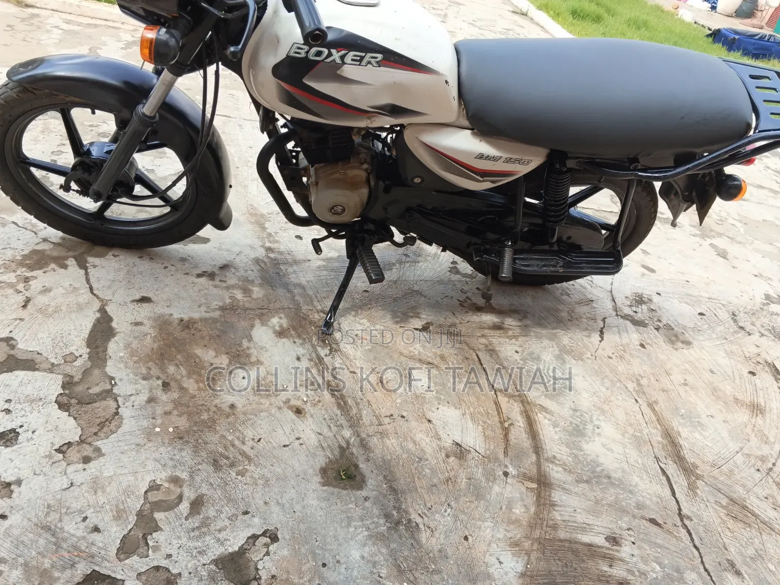 Bajaj Boxer 2022 White