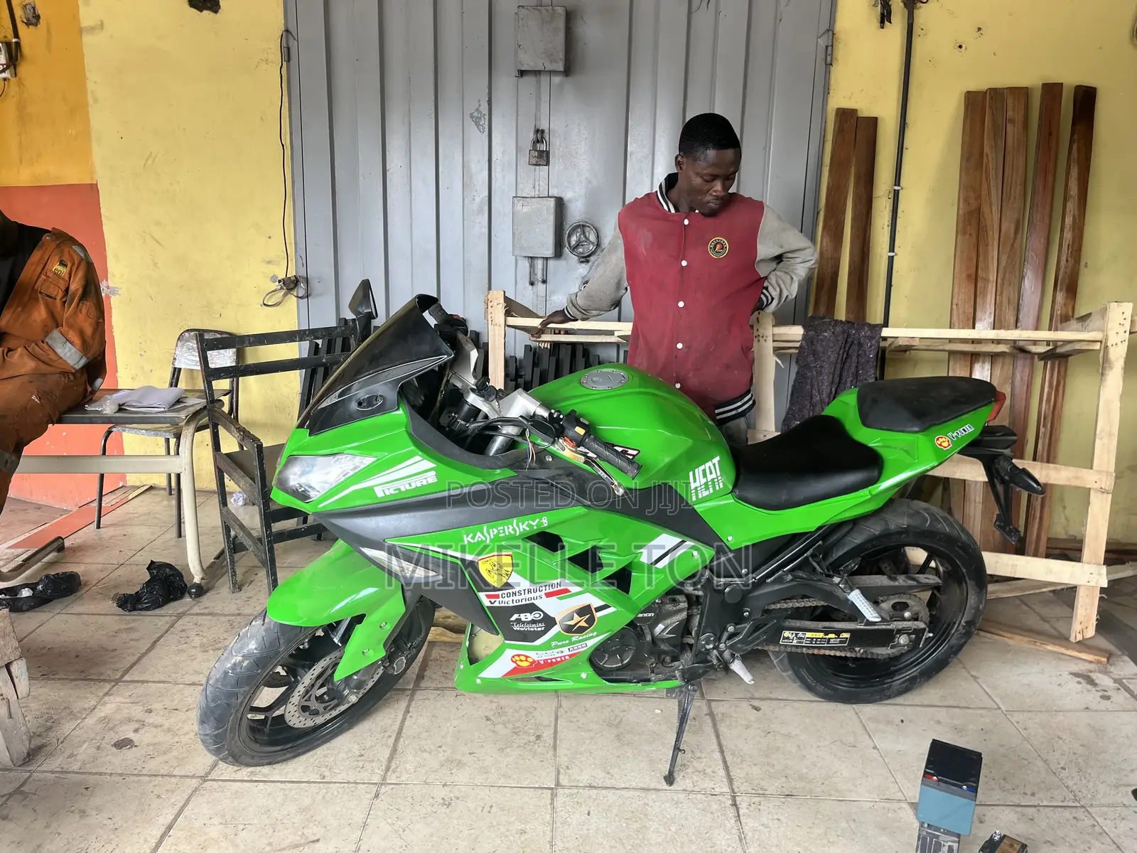 Kawasaki Ninja 300 2025 Green