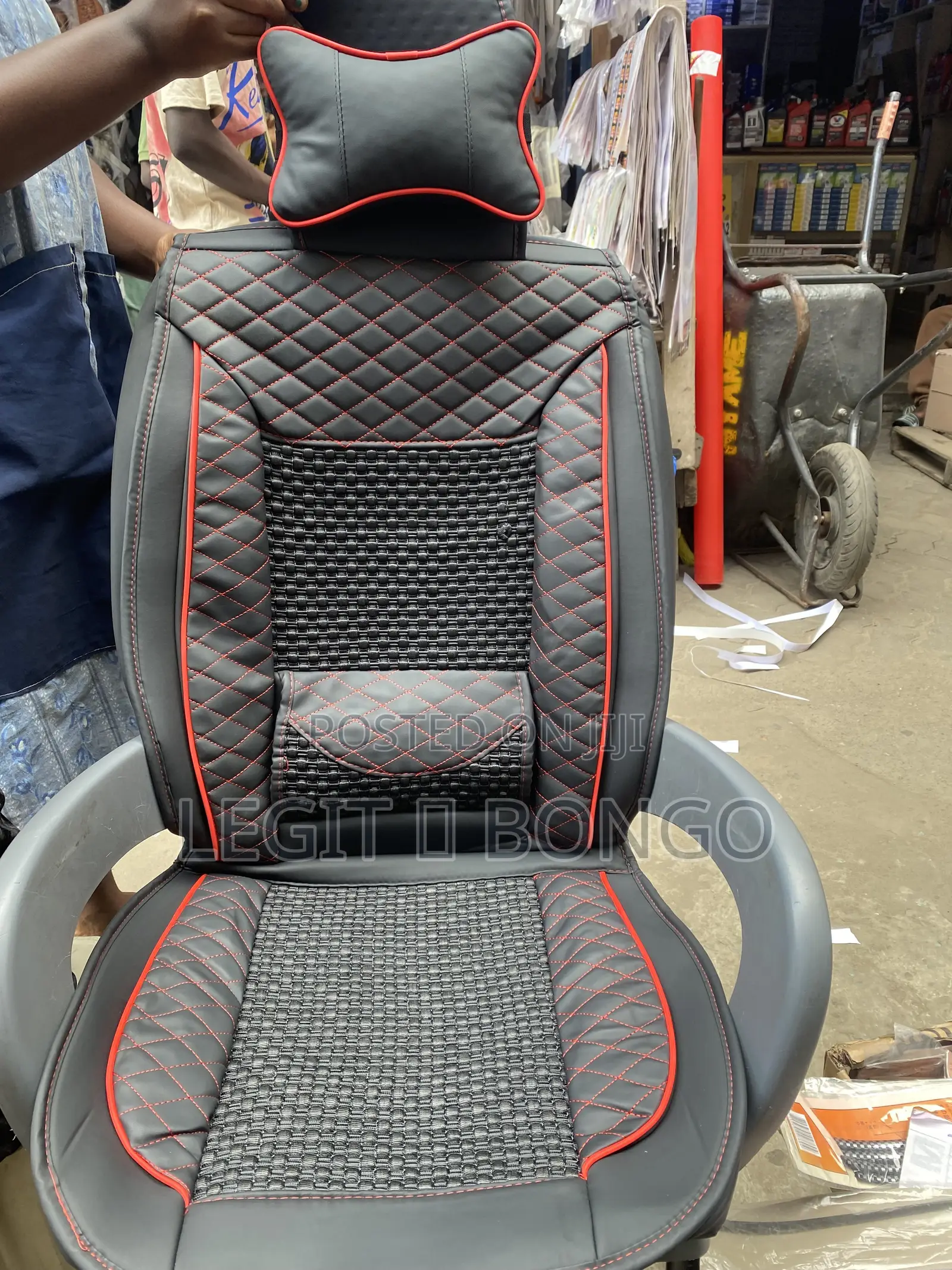 2 Front Seat Covers