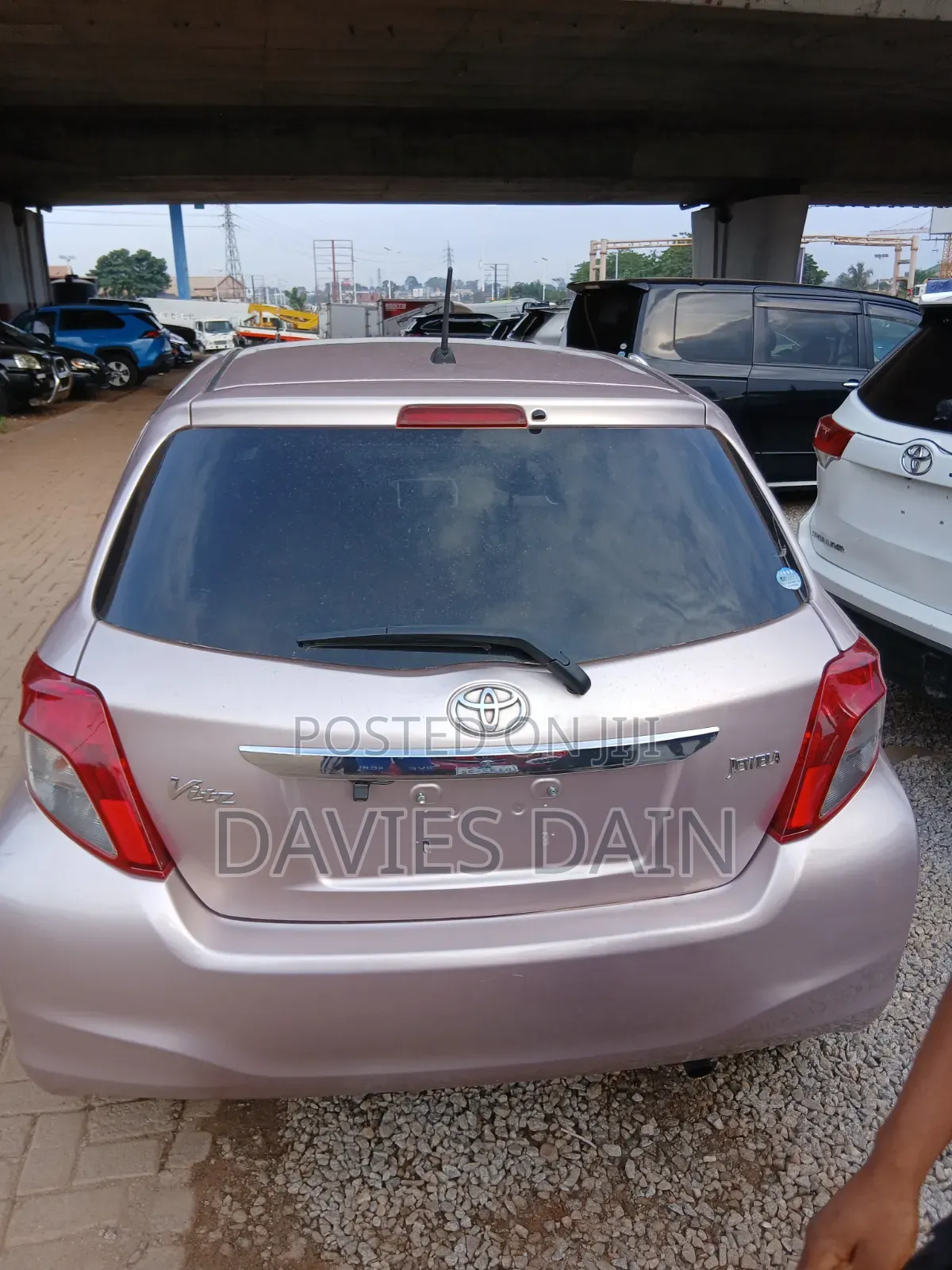 Toyota Vitz 2013 Gray