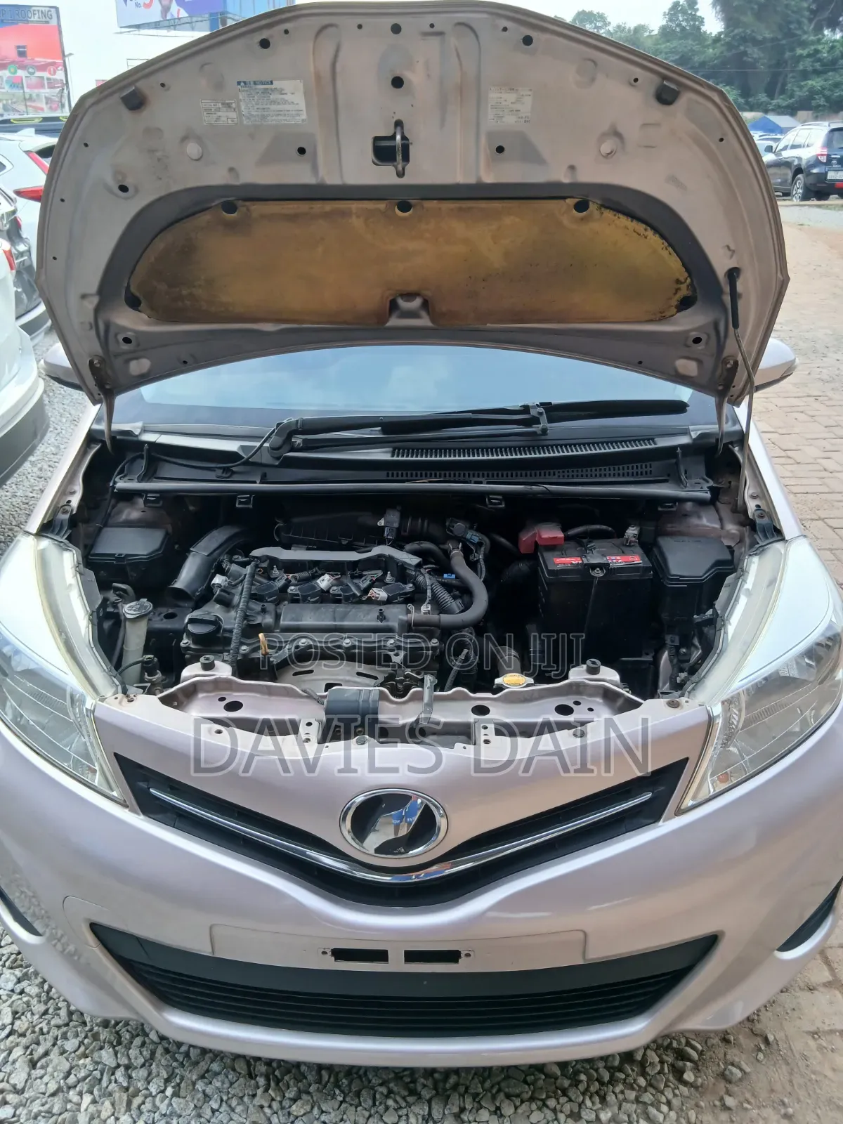 Toyota Vitz 2013 Gray