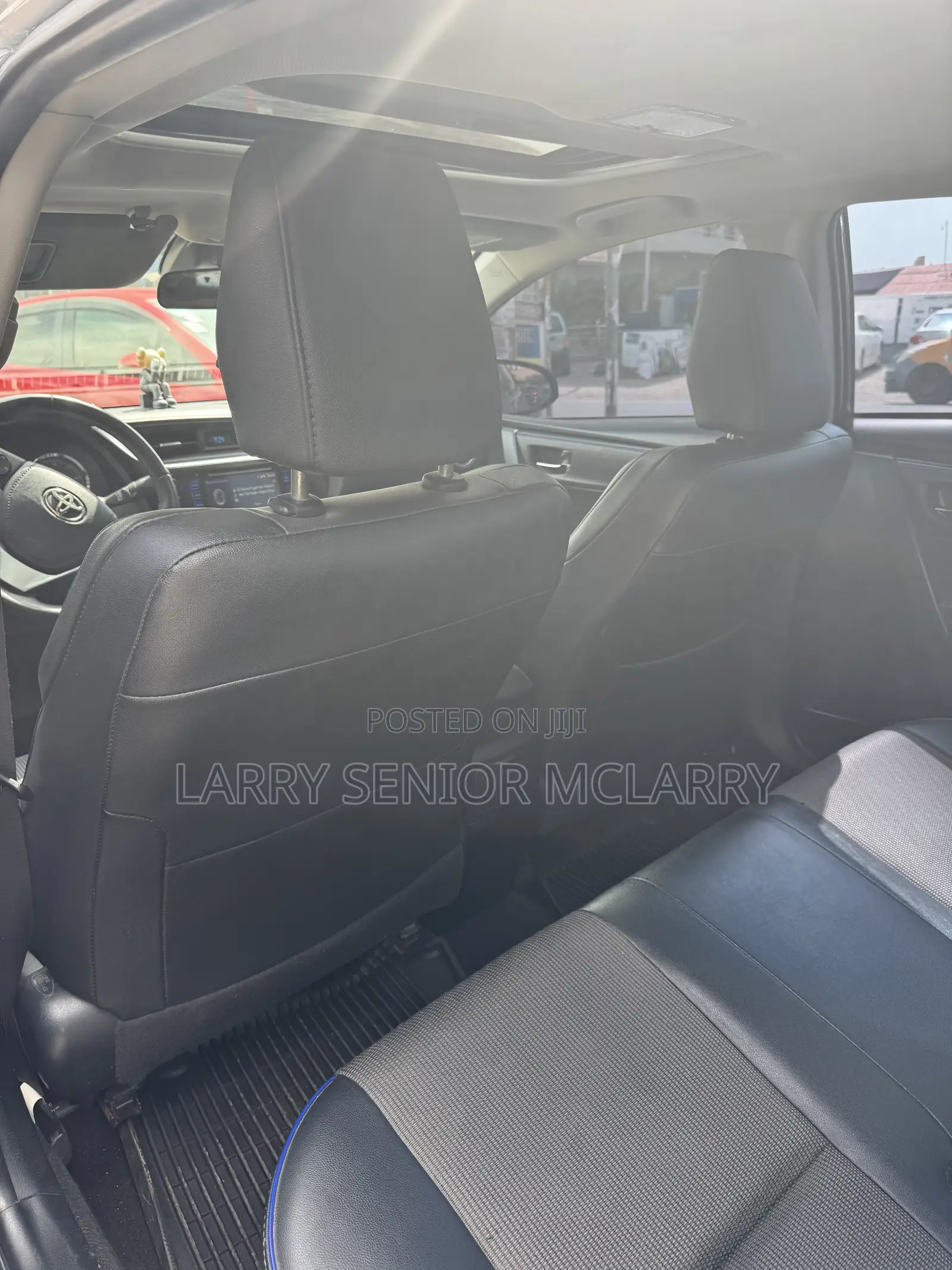 Toyota Corolla SE Special Edition 4dr Sedan (1.8L 4cyl CVT) 2017 Gray
