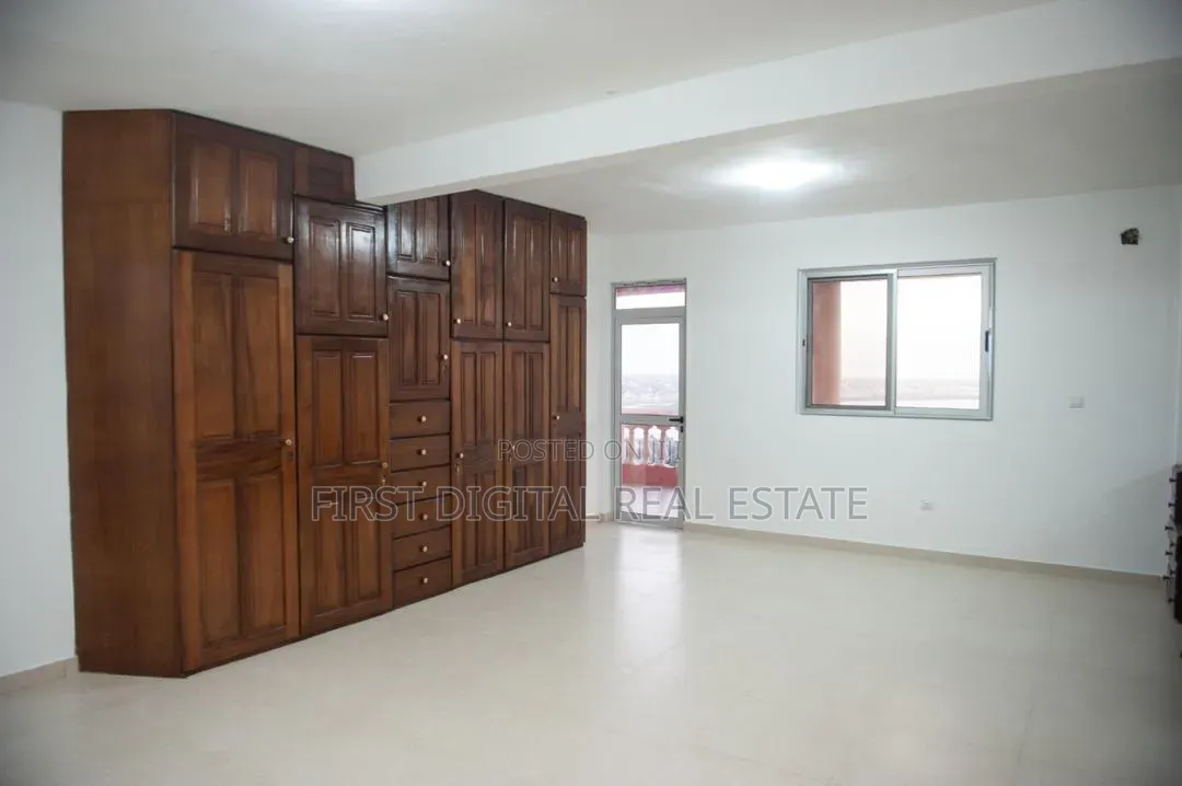 4bdrm House in First Digital Real, McCarthy Hill for sale