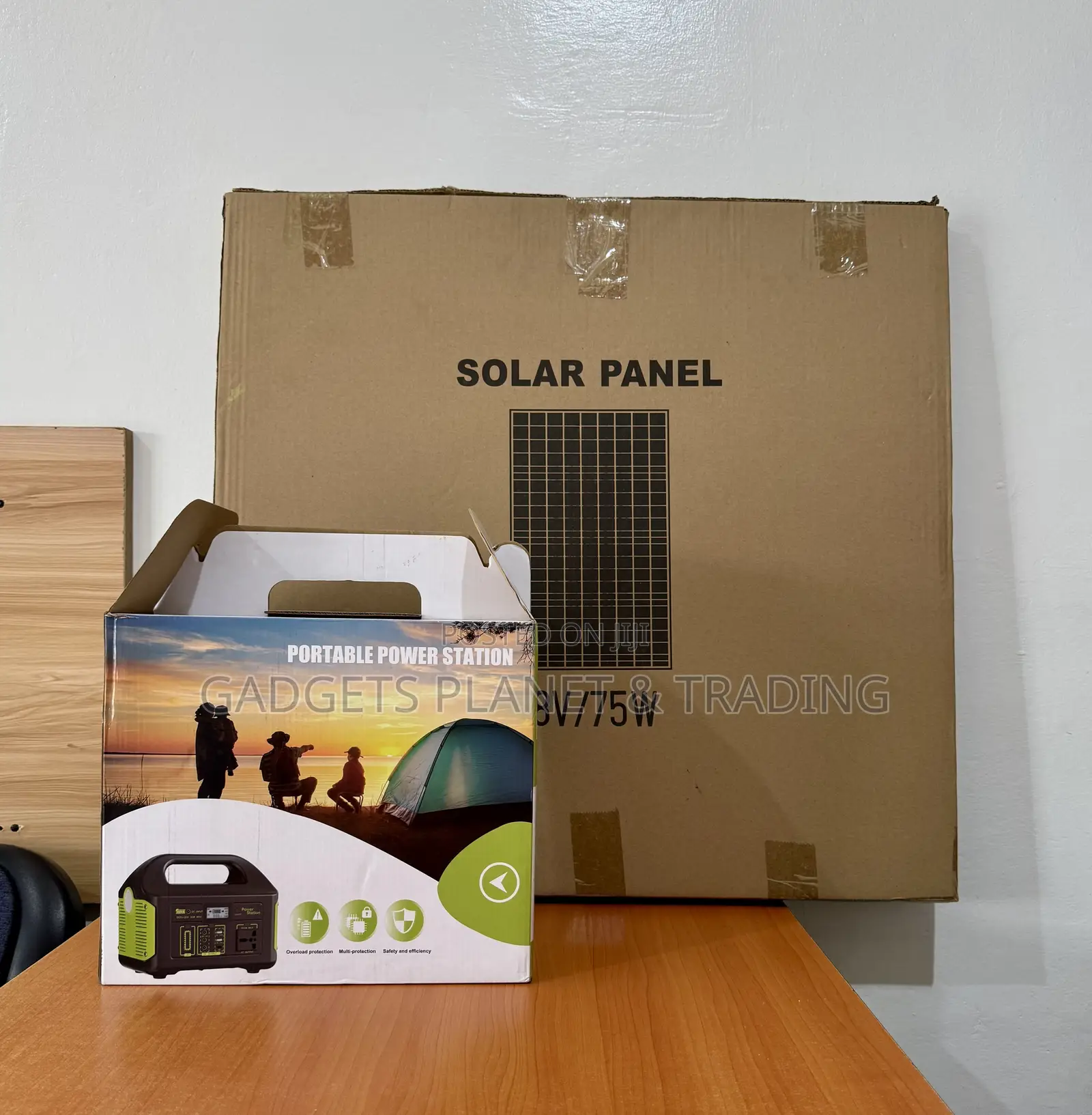 500W DC Lithium-Lon Portable Solar Power Station & Outdoor Solar Panel