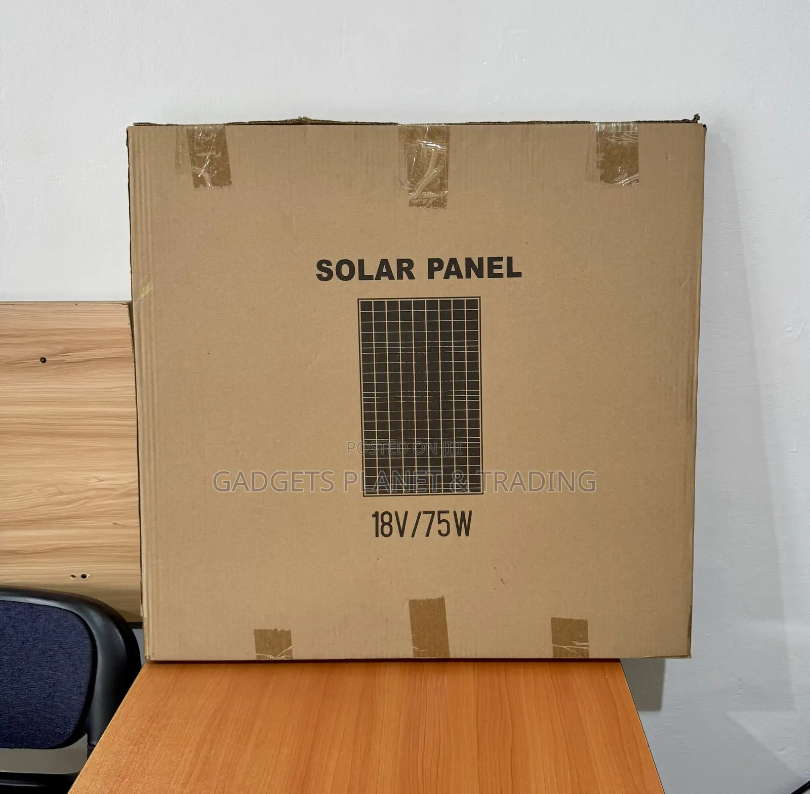 500W DC Lithium-Lon Portable Solar Power Station & Outdoor Solar Panel