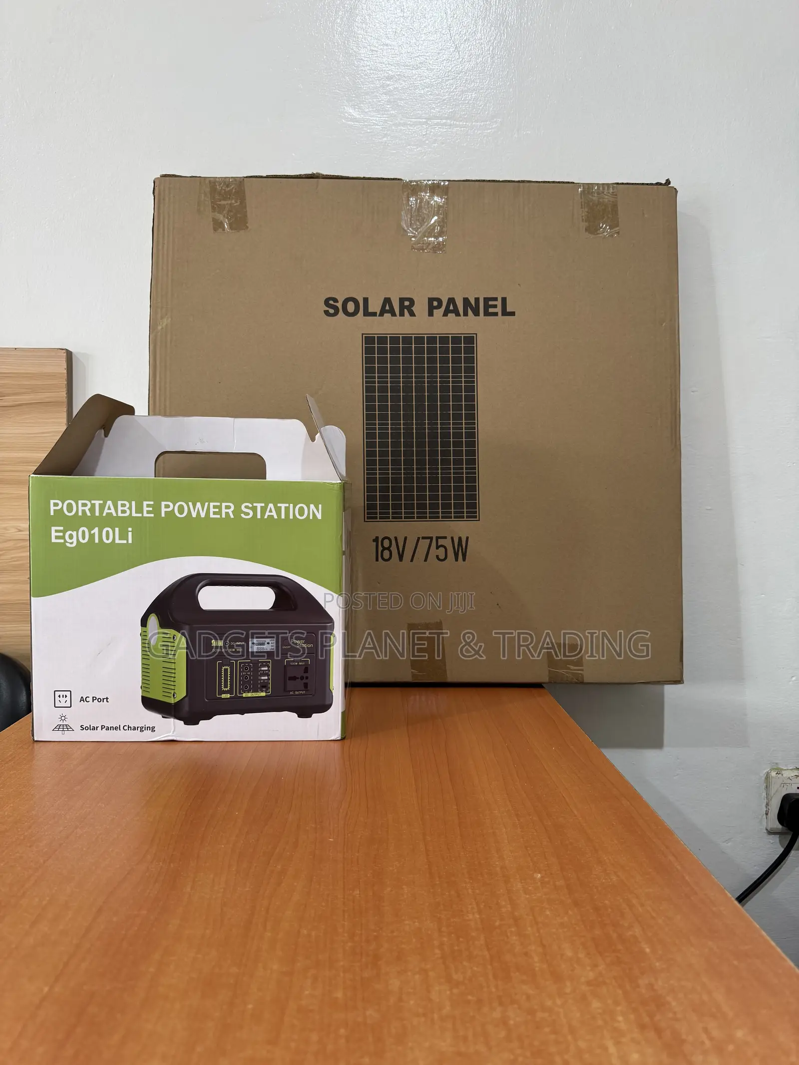 500W DC Lithium-Lon Portable Solar Power Station & Outdoor Solar Panel