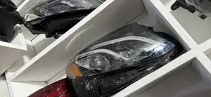 E 300 W213 Front Headlights