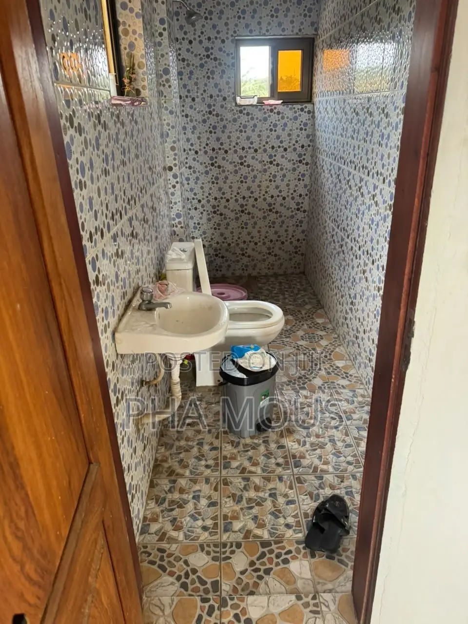 1bdrm Apartment in Mile 7 for rent