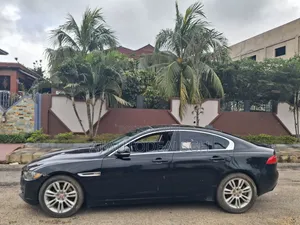 Jaguar XE 2019 Black
