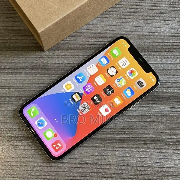 Apple iPhone X 256 GB White
