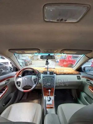 Toyota Corolla Altis 2010 White
