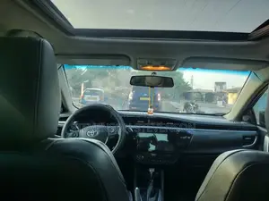 Toyota Corolla 2016 Black