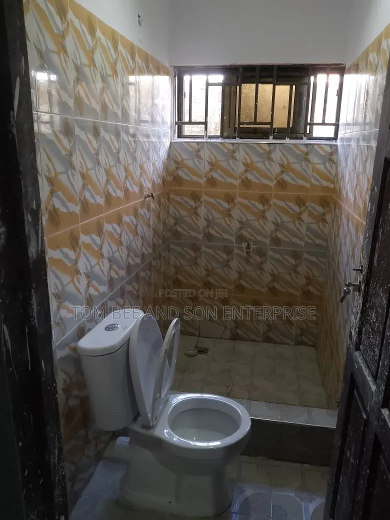 2bdrm Apartment in Tommylee, Akweley for rent
