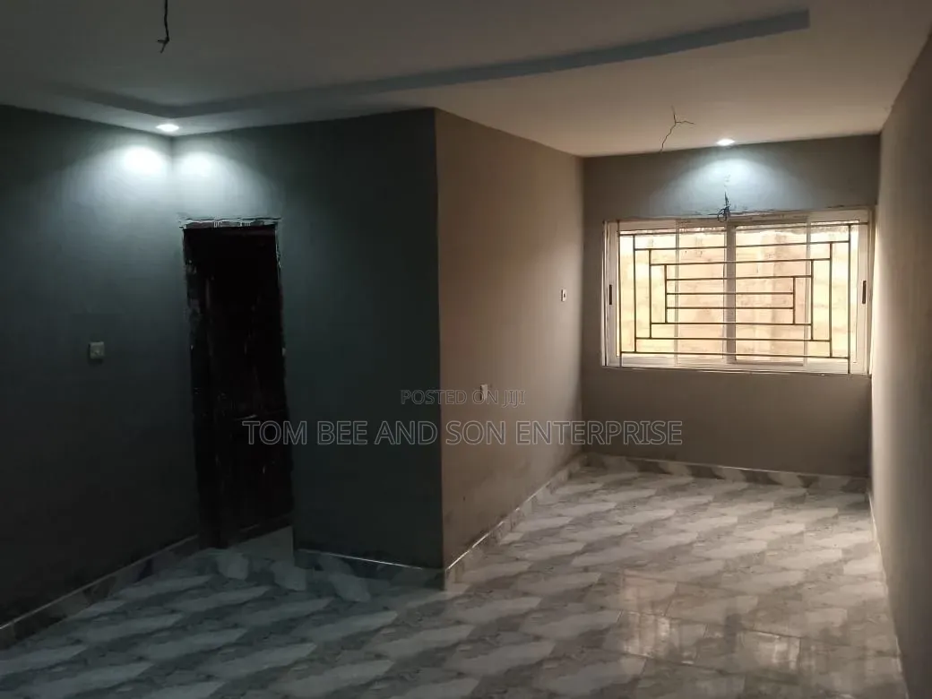 2bdrm Apartment in Tommylee, Akweley for rent