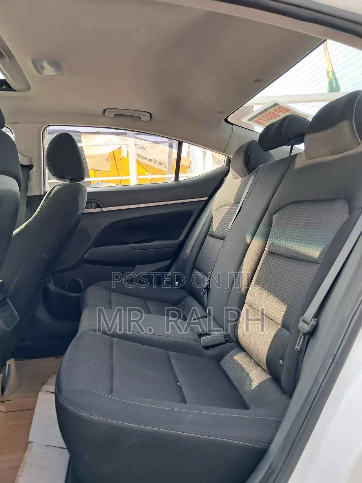 Hyundai Elantra Limited Sedan FWD (2.0L 4cyl 6A) 2017 White