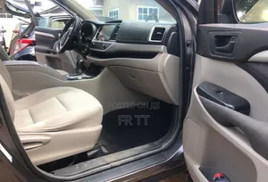 Toyota Highlander 2017 Gray