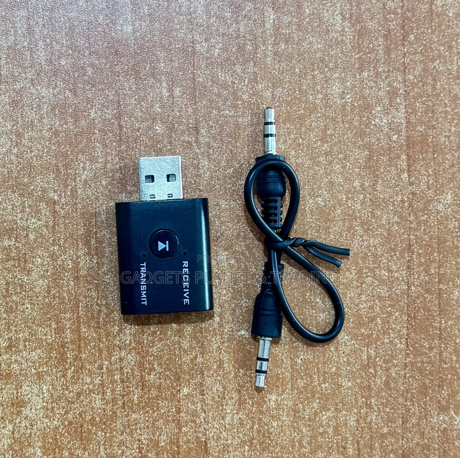 USB Bluetooth 5.0 Transmitter/Receiver to 3.5mm Adapter for TV/PC/Car