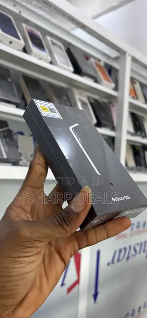 New Samsung Galaxy S25 128 GB Blue