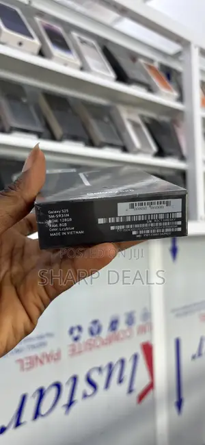 New Samsung Galaxy S25 128 GB Blue