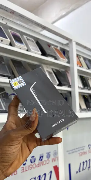 New Samsung Galaxy S25 128 GB Blue