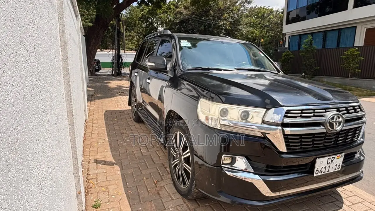 Toyota Land Cruiser 2015 Black