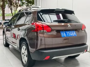 Peugeot 2008 1.6 BlueHD (75 Hp) 2016 Brown