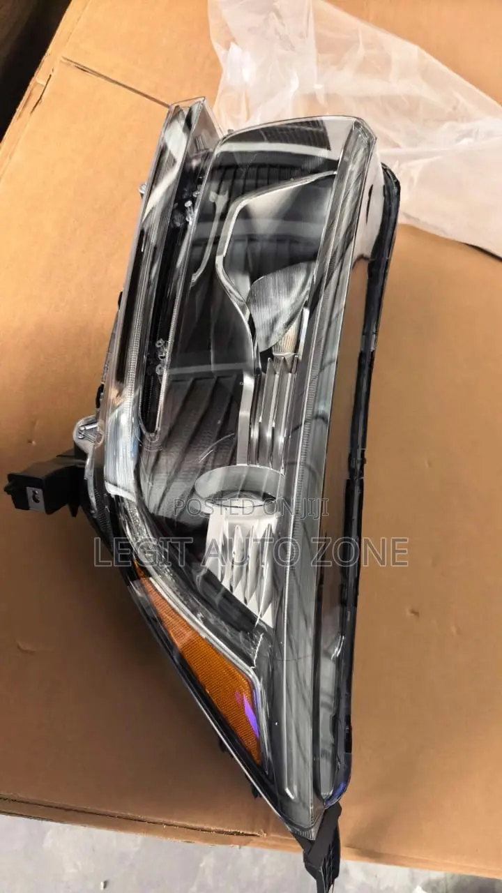 Honda CRV 2017,2018,2020,2019,2021,2022, Headlight Normal