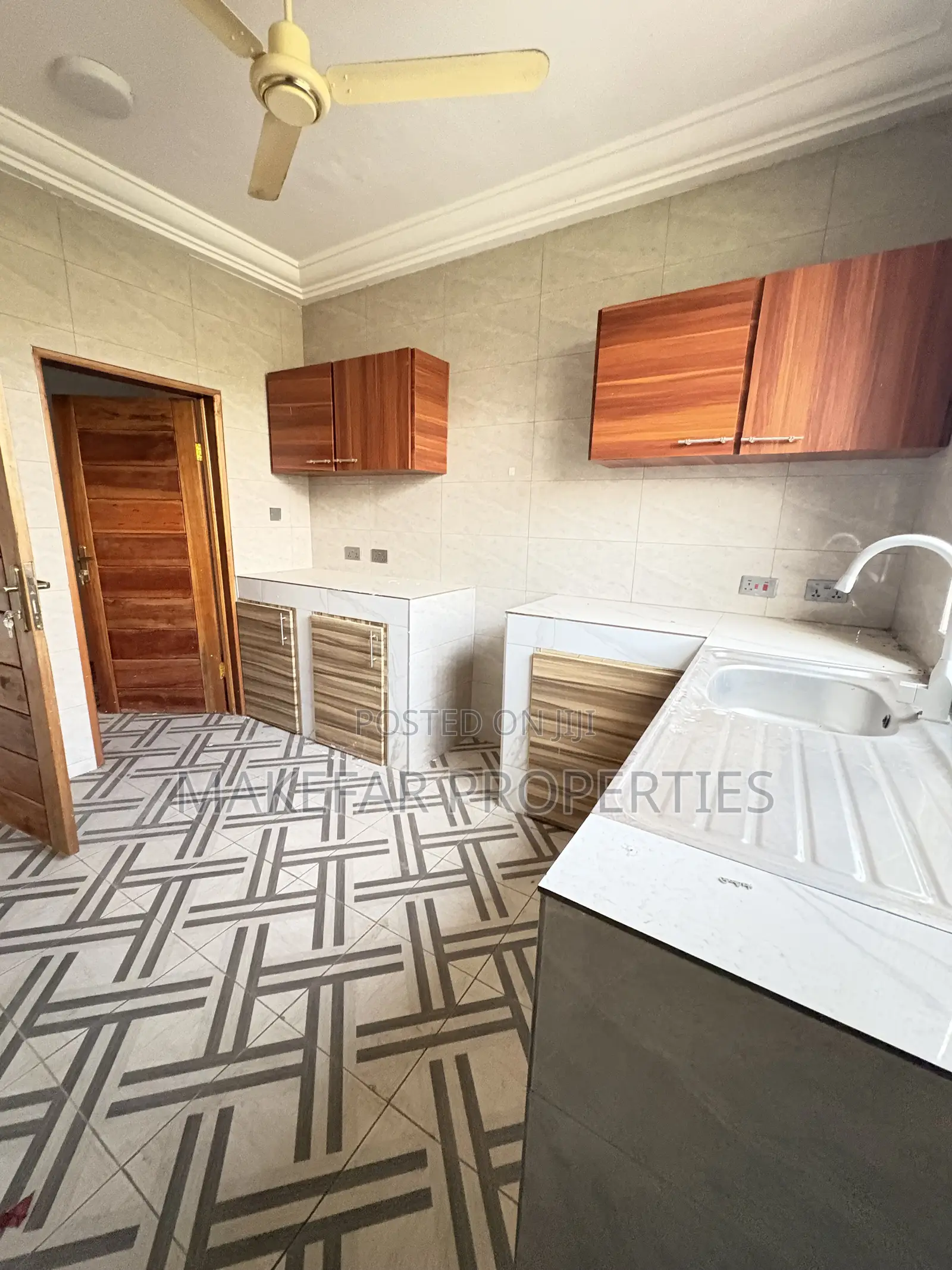 2bdrm Apartment in East Legon for rent