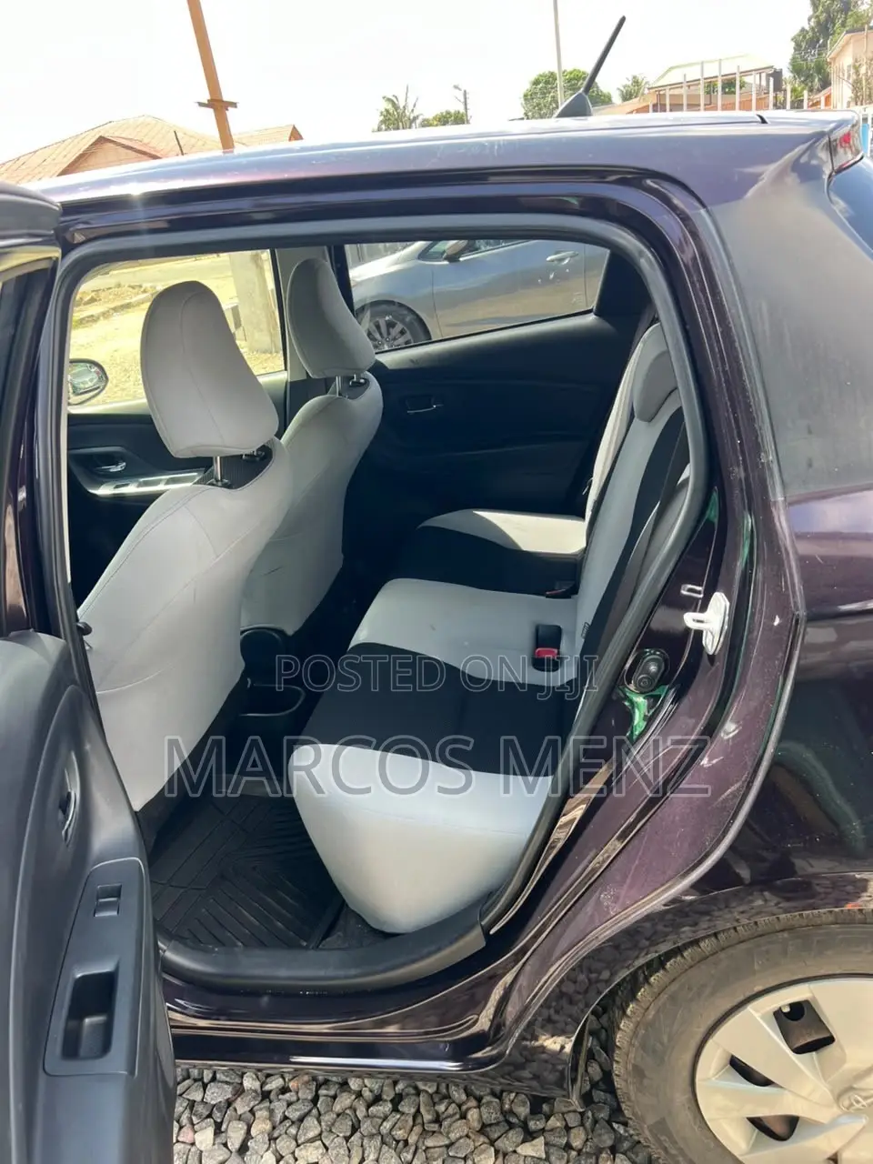 Toyota Vitz 2016 Brown