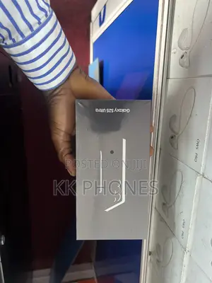 New Samsung Galaxy S25 Ultra 1 TB Black