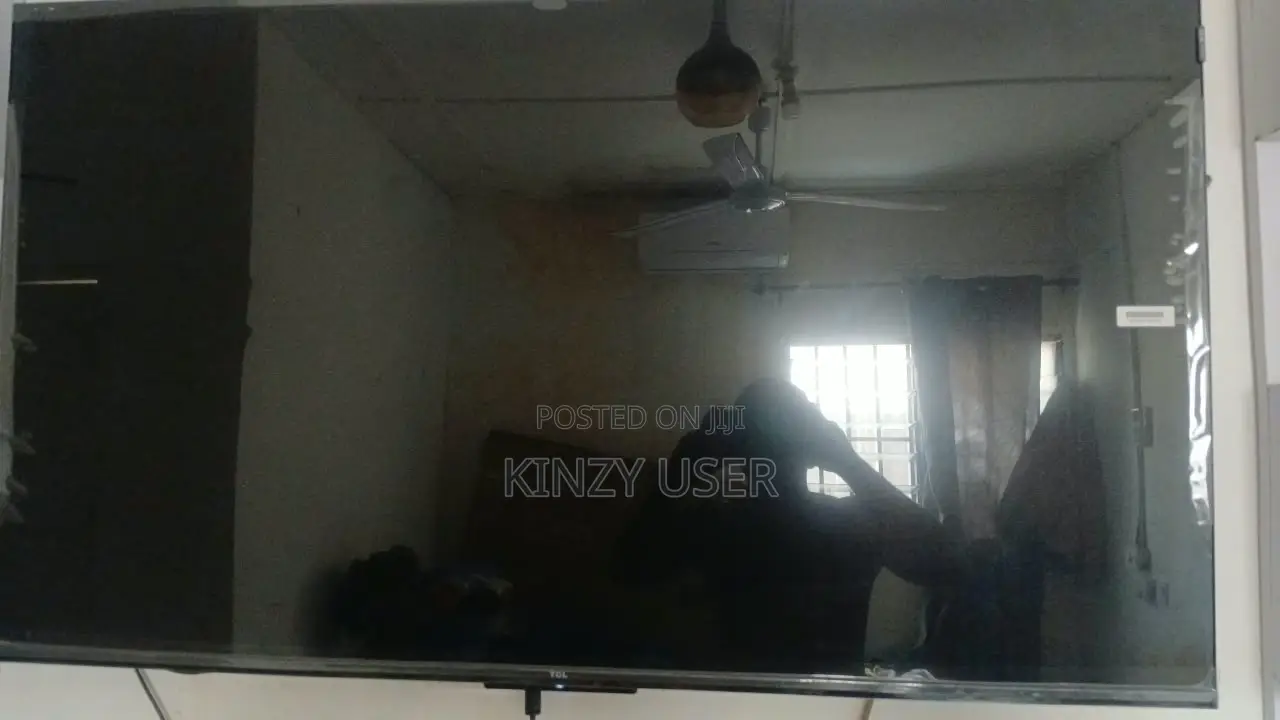 50 Inches Smart TCL TV