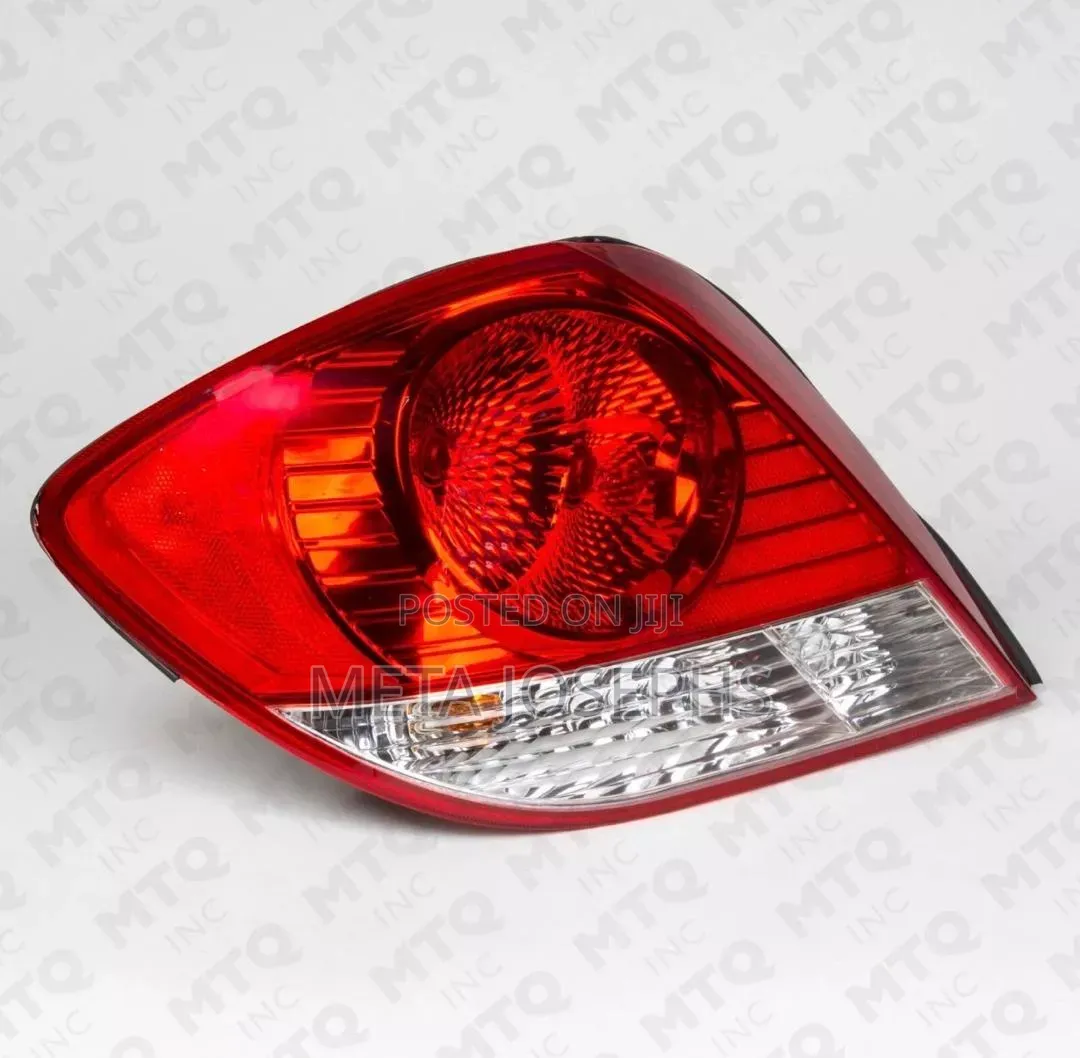Clean/Neat Home Used 2005-2006 Hyundai Tiburon/Tuscani Taillight Pair