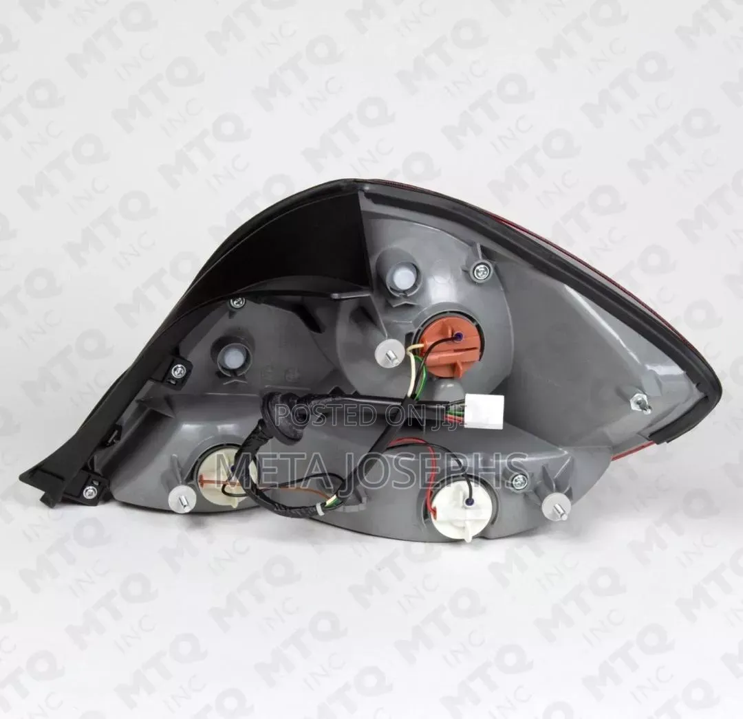 Clean/Neat Home Used 2005-2006 Hyundai Tiburon/Tuscani Taillight Pair