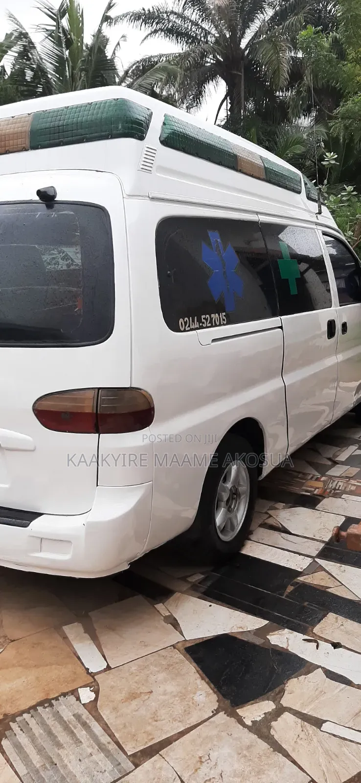 Hyundai H-100 2004 White