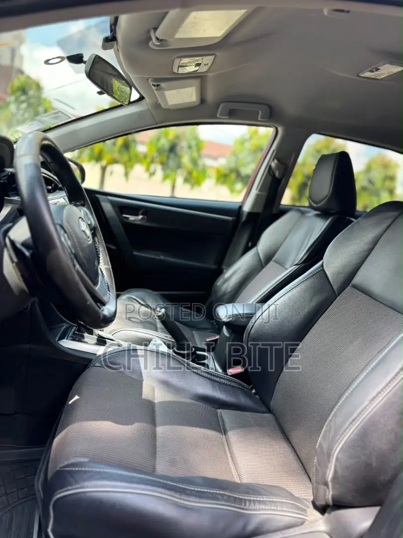 Toyota Corolla S 4dr Sedan (1.8L 4cyl CVT) 2016 Red
