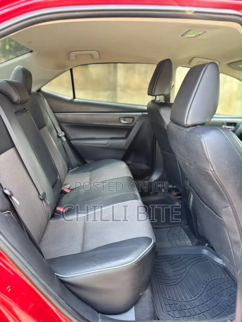 Toyota Corolla S 4dr Sedan (1.8L 4cyl CVT) 2016 Red