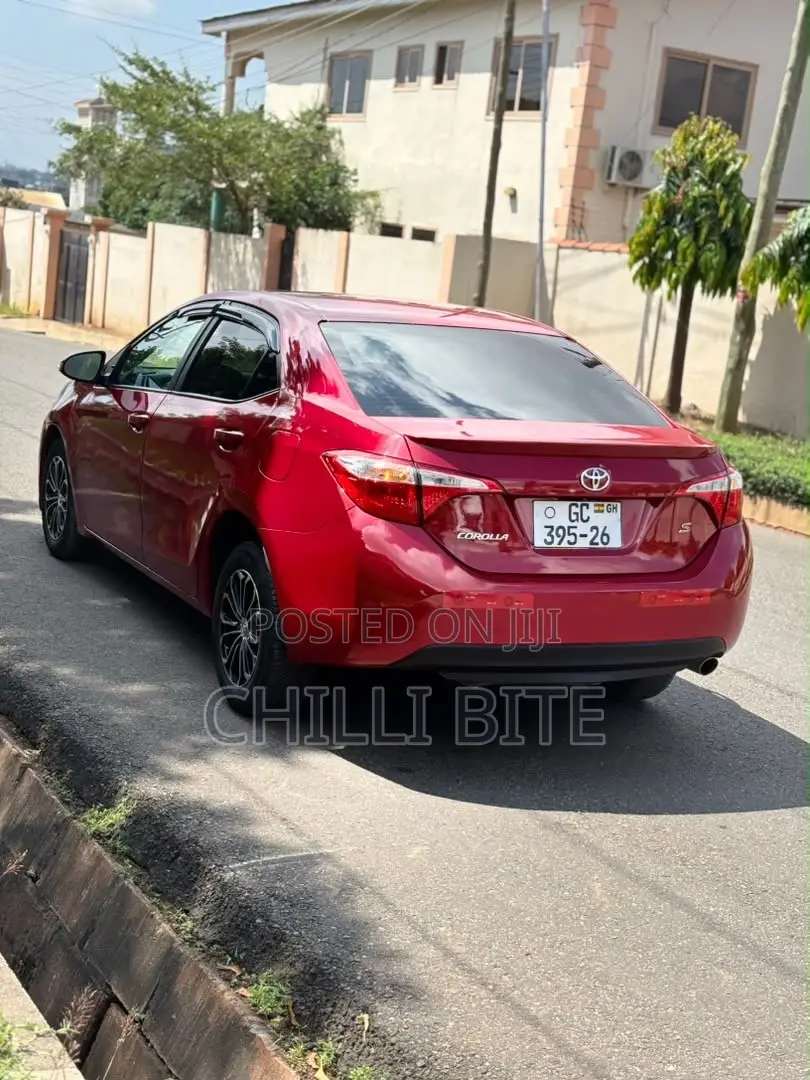 Toyota Corolla S 4dr Sedan (1.8L 4cyl CVT) 2016 Red