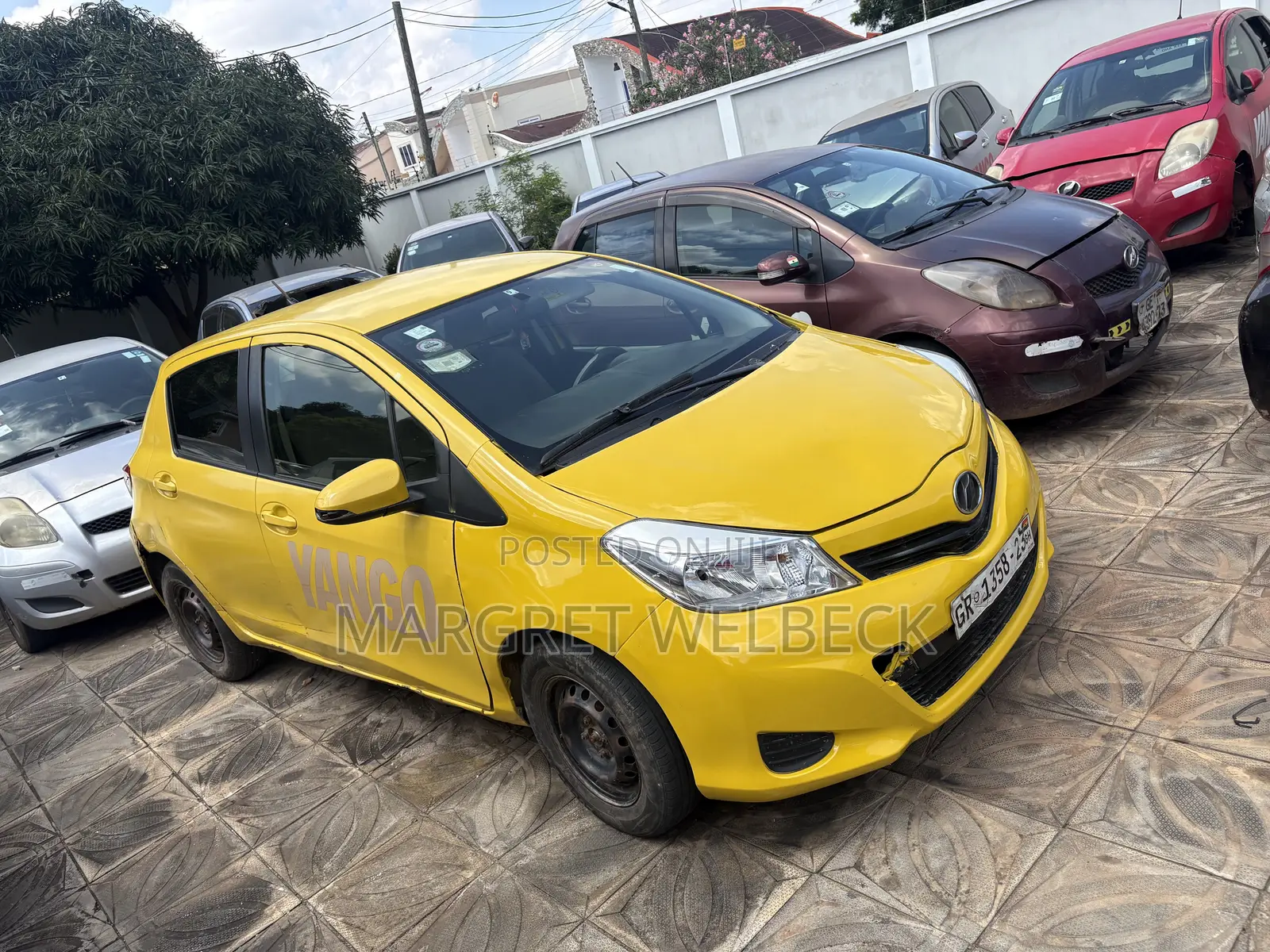 Toyota Vitz 1.5 FWD 3dr 2012 Yellow