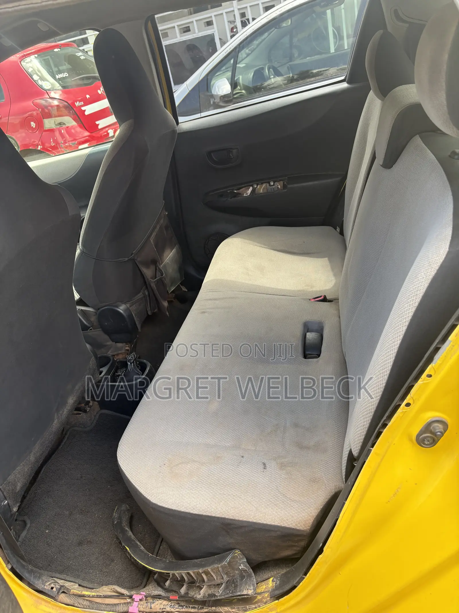 Toyota Vitz 1.5 FWD 3dr 2012 Yellow