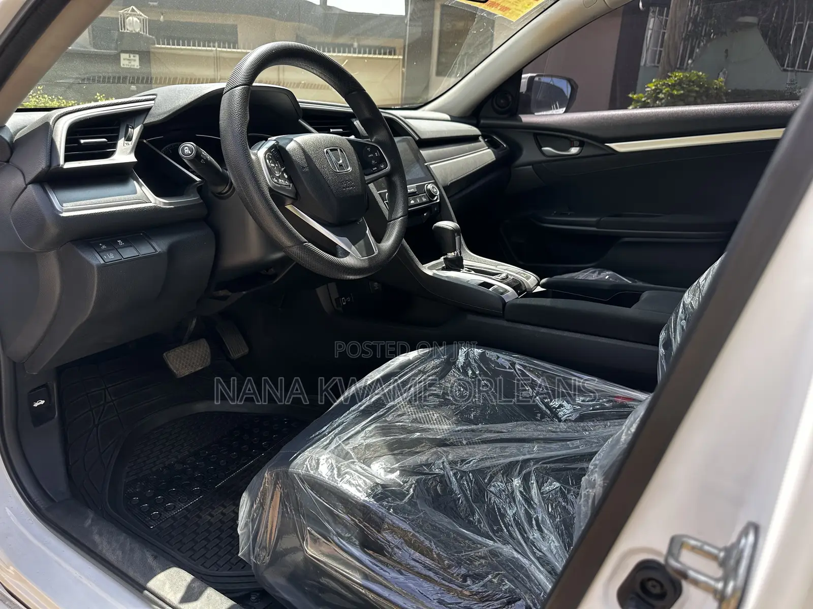 Honda Civic EX-L 4dr Sedan (1.5L 4cyl) 2017 White