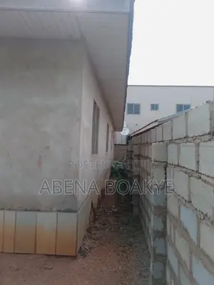 4bdrm Apartment in Ghana Flag for sale