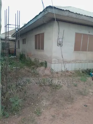 4bdrm Apartment in Ghana Flag for sale