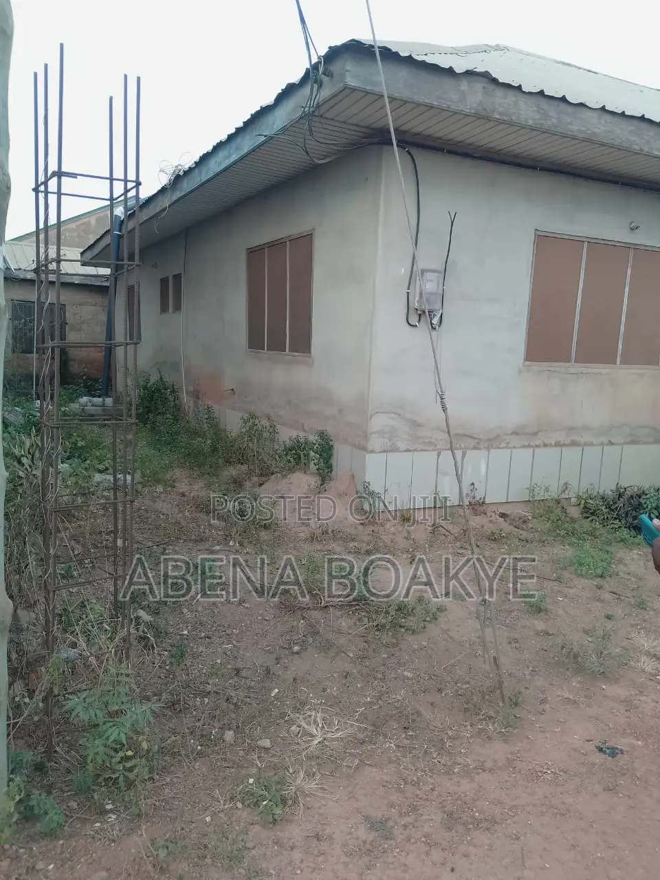 4bdrm Apartment in Ghana Flag for sale