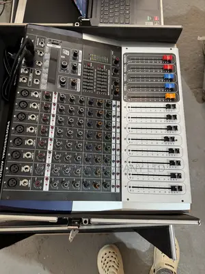 8-Way Mixer