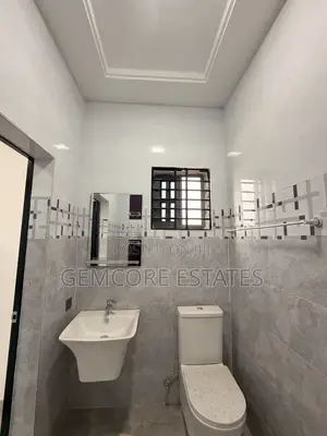 2bdrm Apartment in Nanakrom, Ashaley Botwe for rent