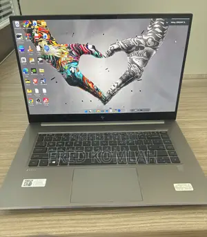 Laptop HP ZBook Studio G8 32GB Intel Core i7 SSD 512GB