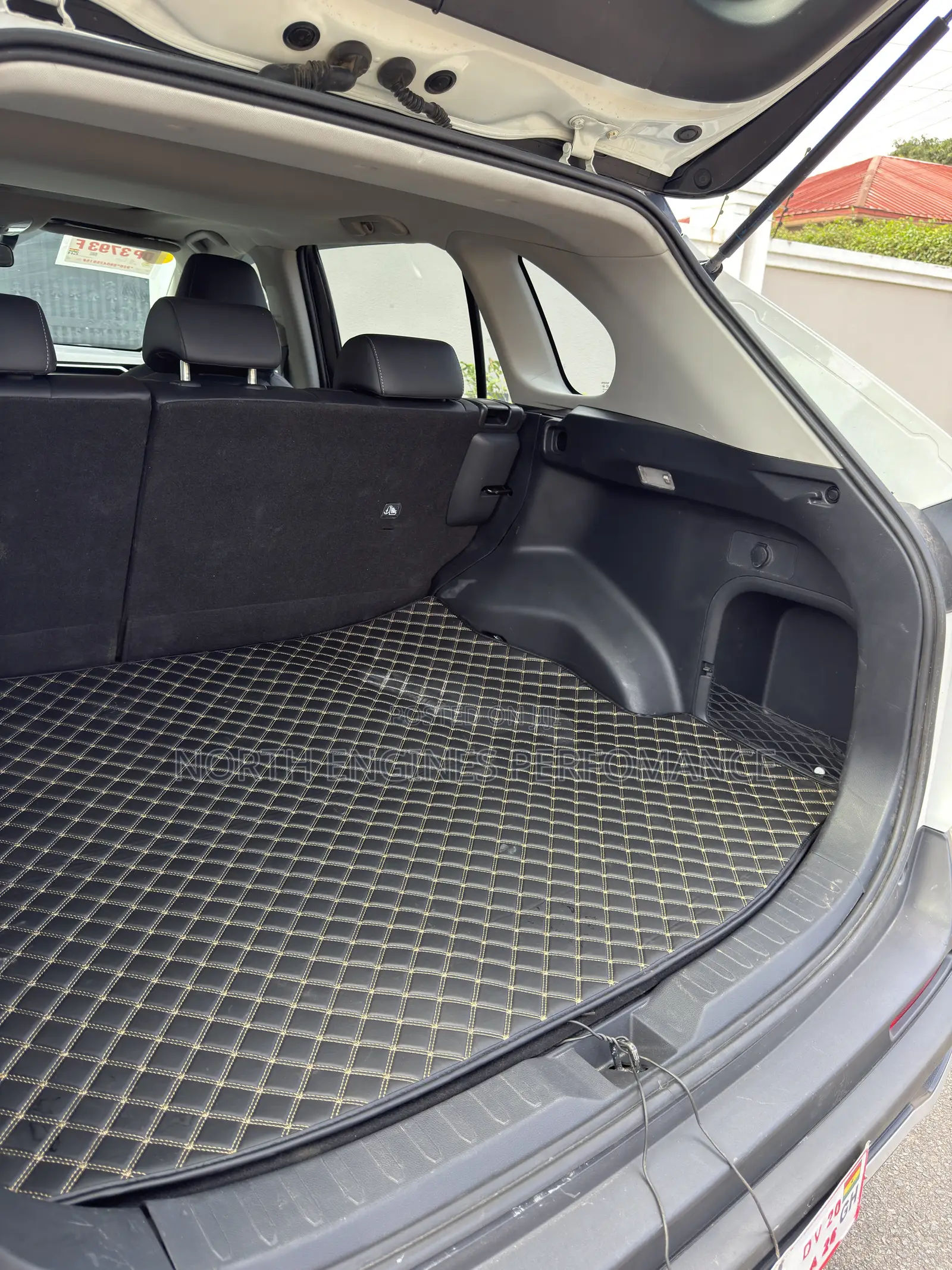 Toyota RAV4 XLE Premium AWD 2020 White