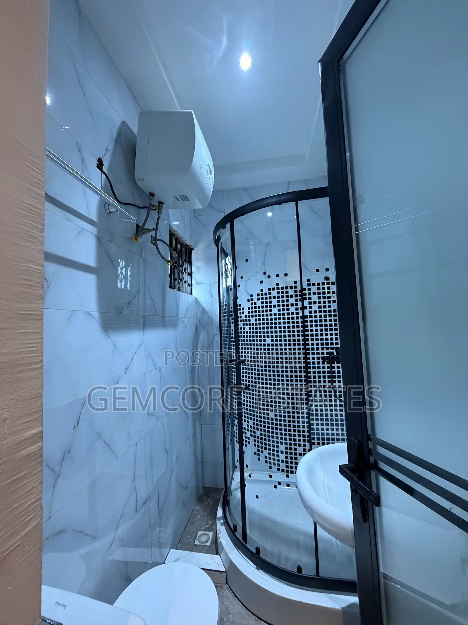 2bdrm Apartment in Ashaley Botwe for rent
