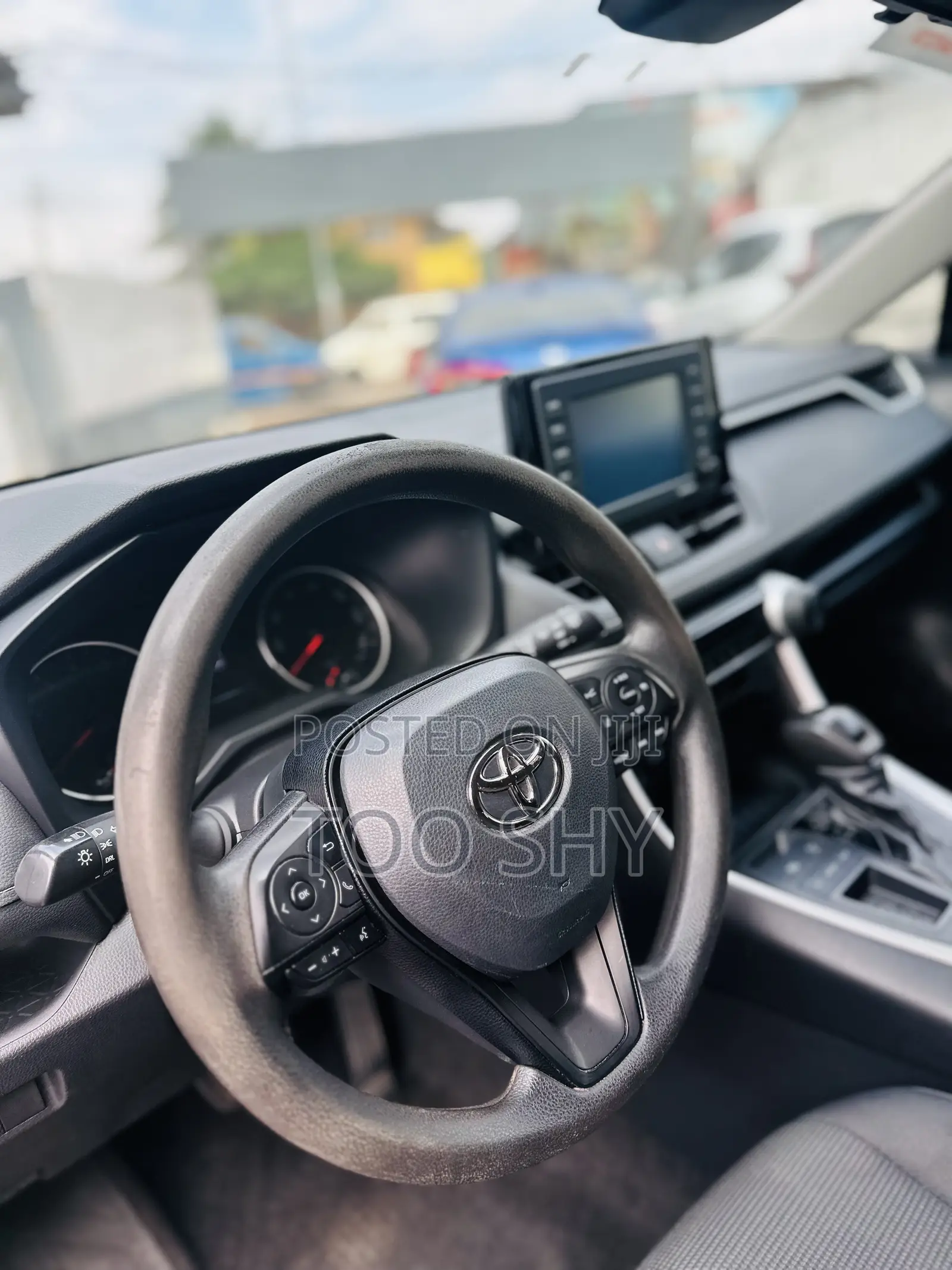 Toyota RAV4 LE AWD 2020 Red