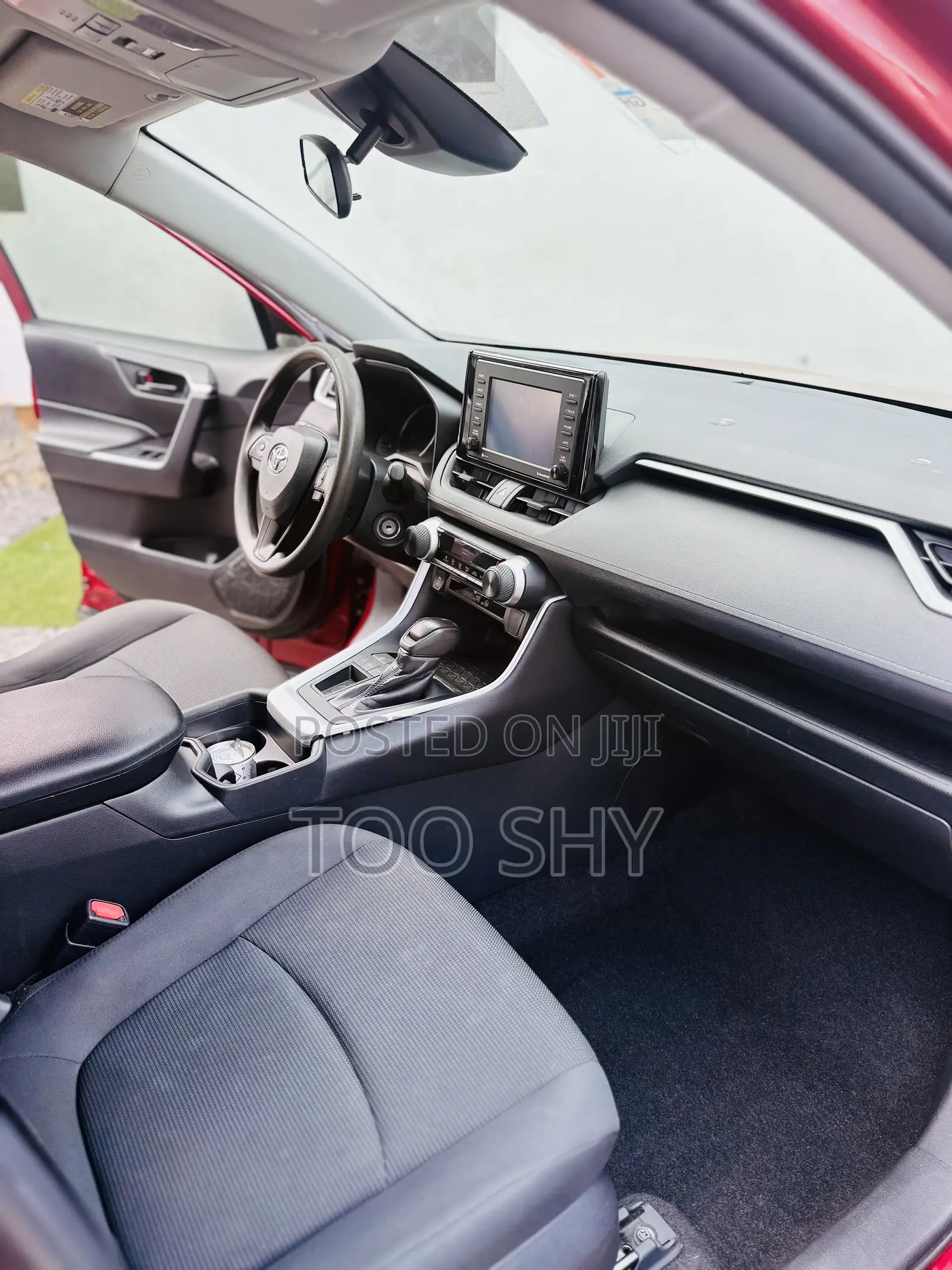 Toyota RAV4 LE AWD 2020 Red